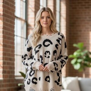 Jenny Boston Leopard Print Distressed Sweater | Black & Cream | Women’s L
